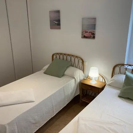 Beachfront And Renovated Apartment Cullera