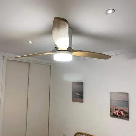 Apartment Beachfront And Renovated