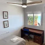 Beachfront And Renovated كولرا